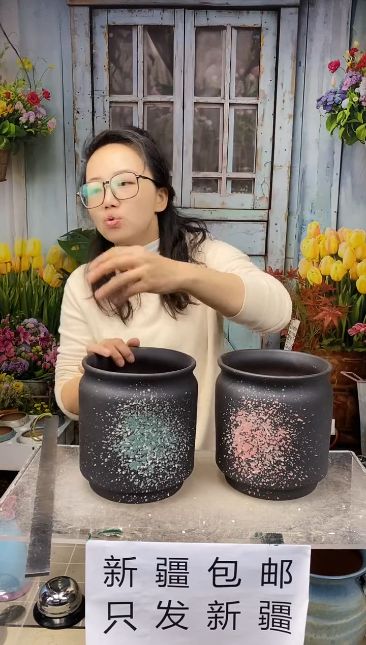 【闪购商品】红陶黑色直口带花陶盆2个装