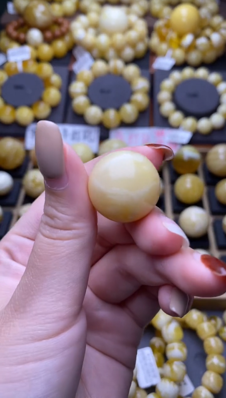 【闪购商品】琥珀裸石未镶嵌大小姐珠宝45