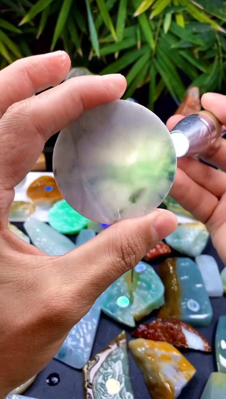 【闪购商品】定制翡翠未镶嵌翡翠