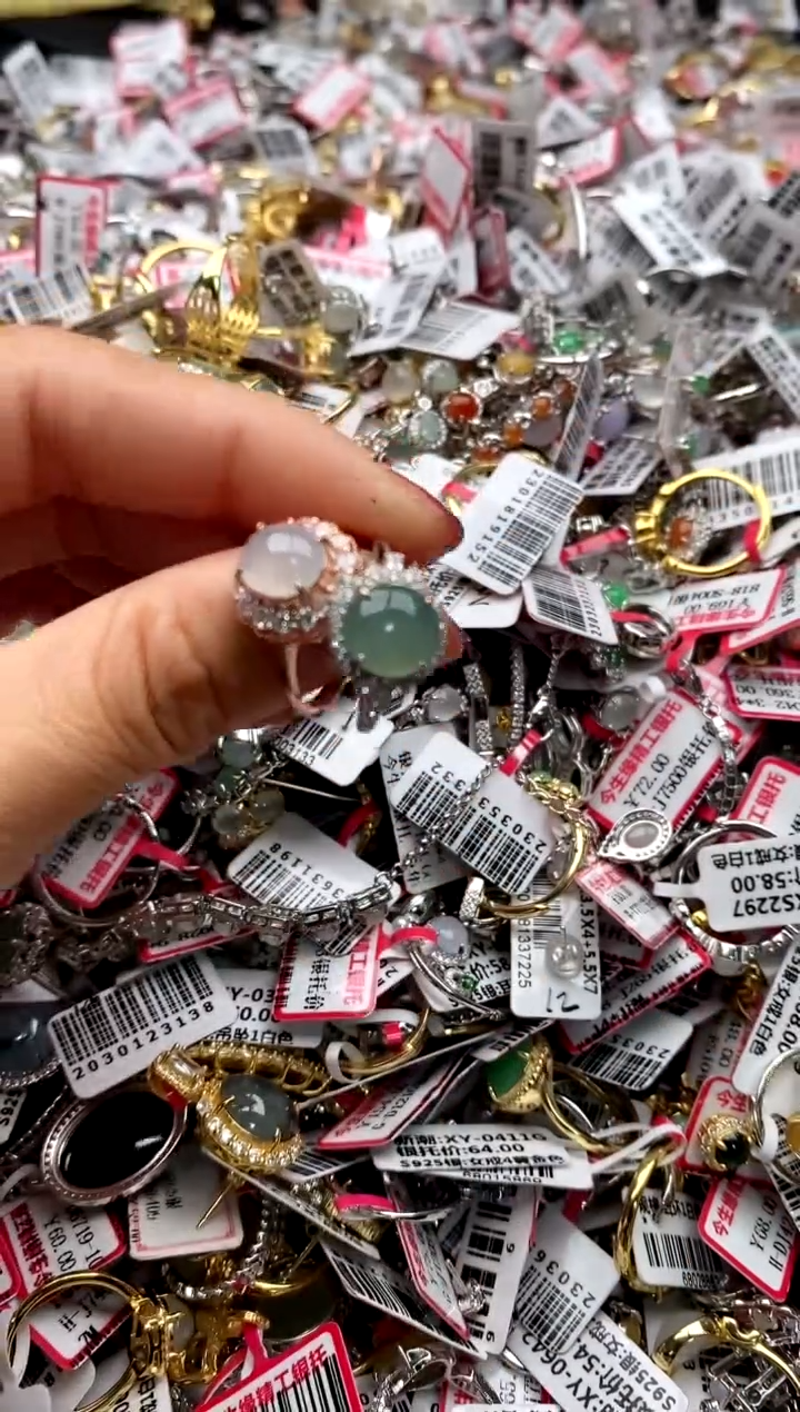 【闪购商品】翡翠戒指银S925镶嵌111111111    3