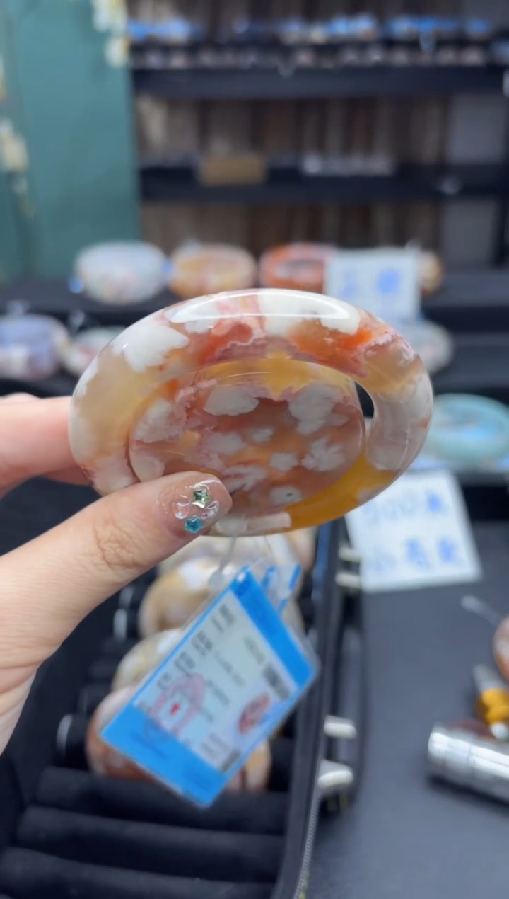 【闪购商品】石英质玉手镯未镶嵌622（53圈赠送镯心）
