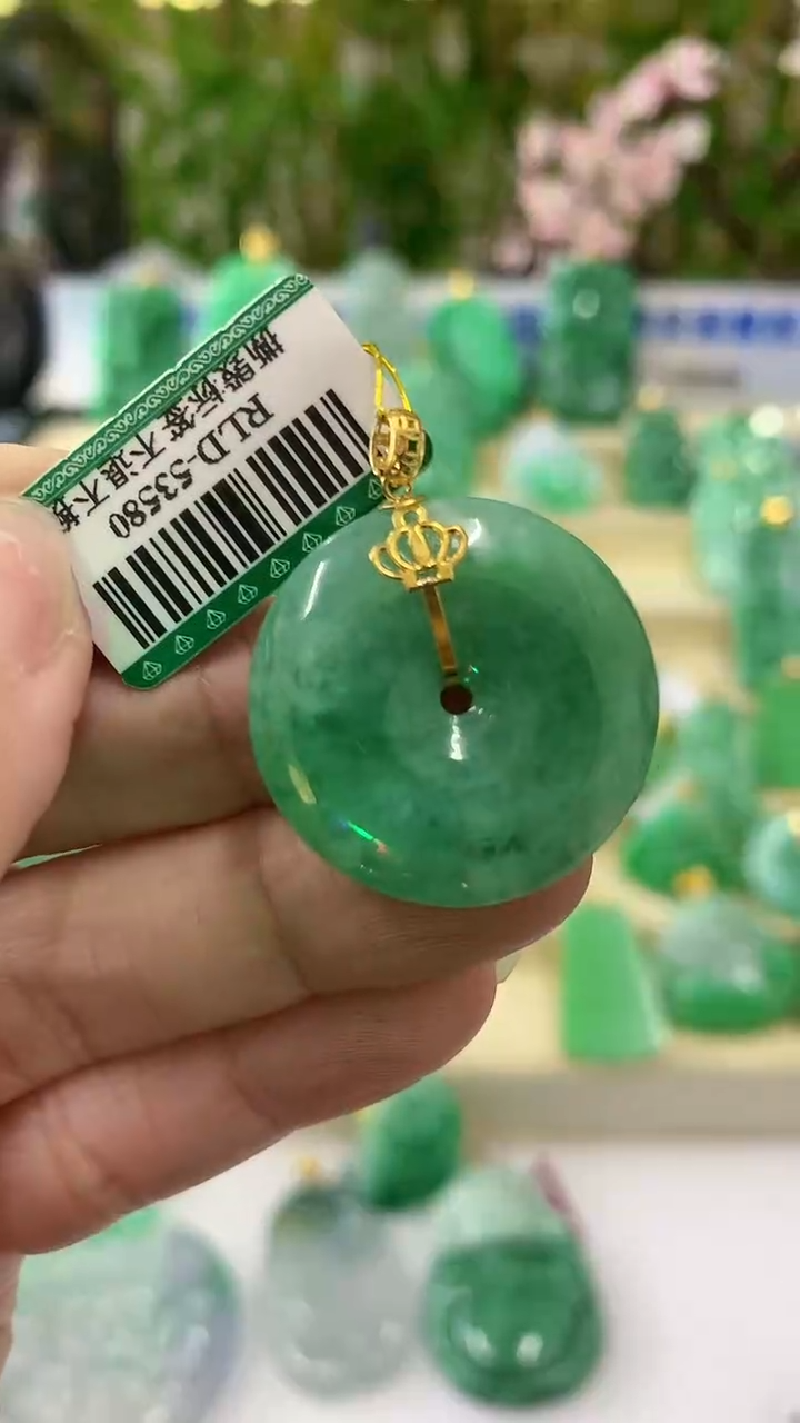 【闪购商品】翡翠颈饰18K金镶嵌挂件