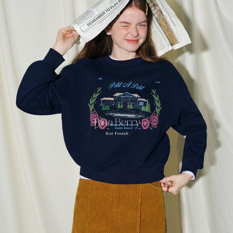 Rina Berry 藏青复古印花宽松短款卫衣