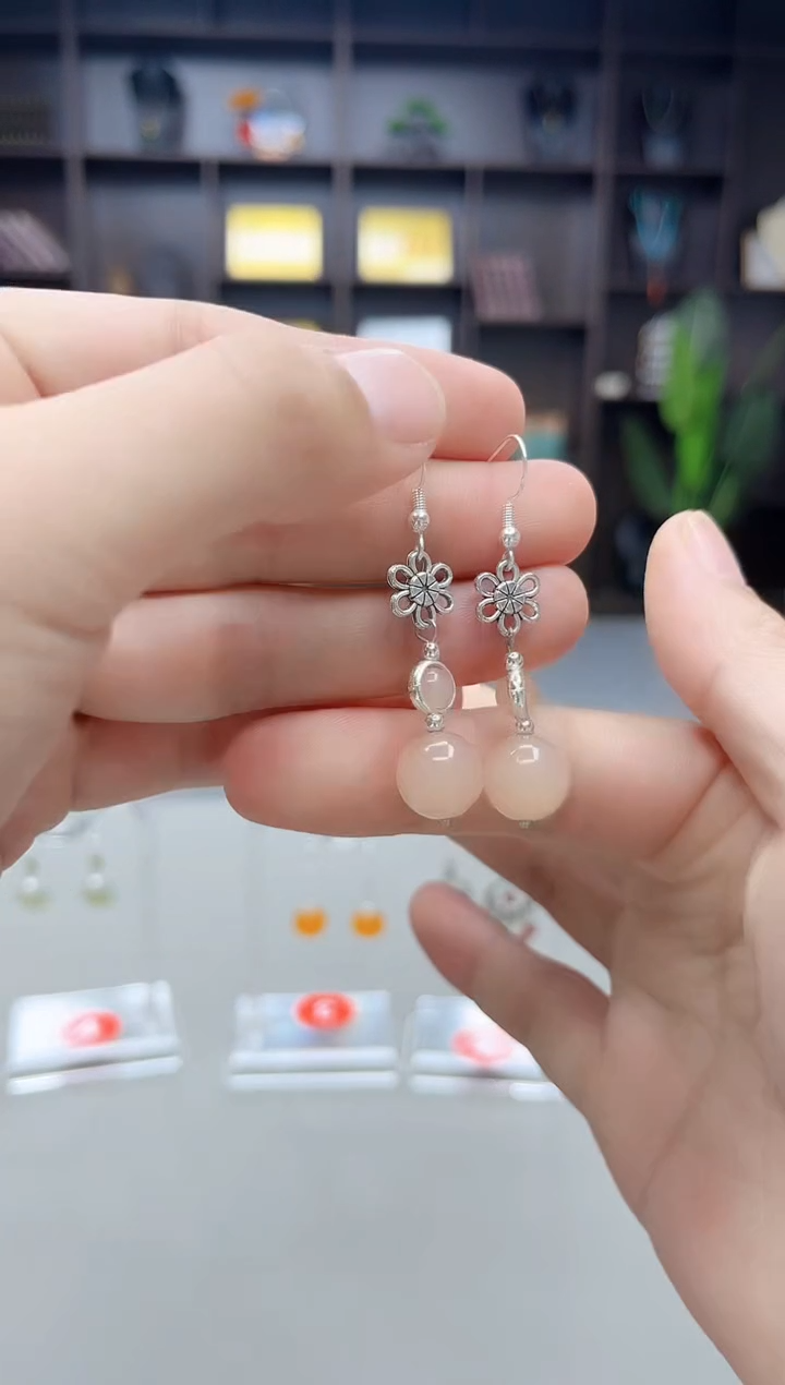 未镶嵌耳饰玛瑙/玉髓805000