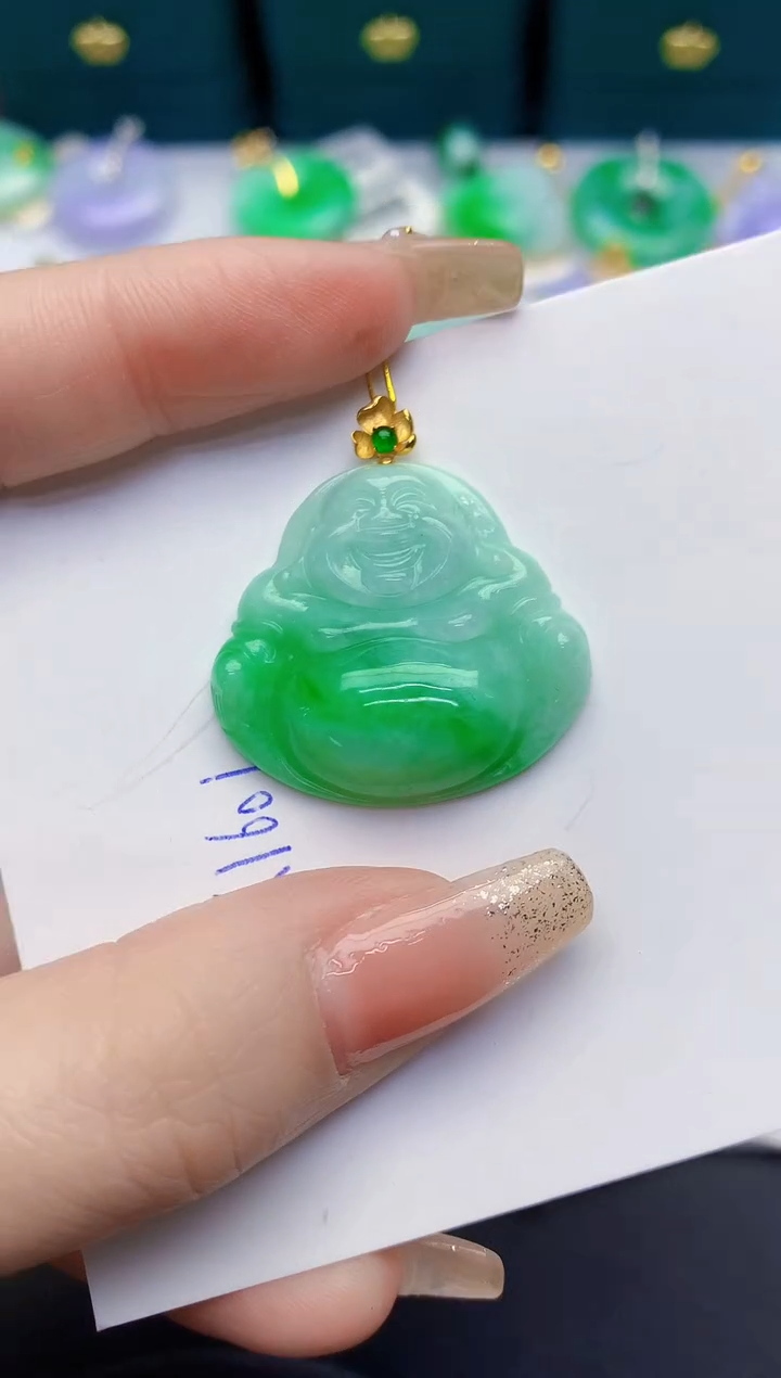 颈饰18K金镶嵌翡翠缅甸天然翡翠A货