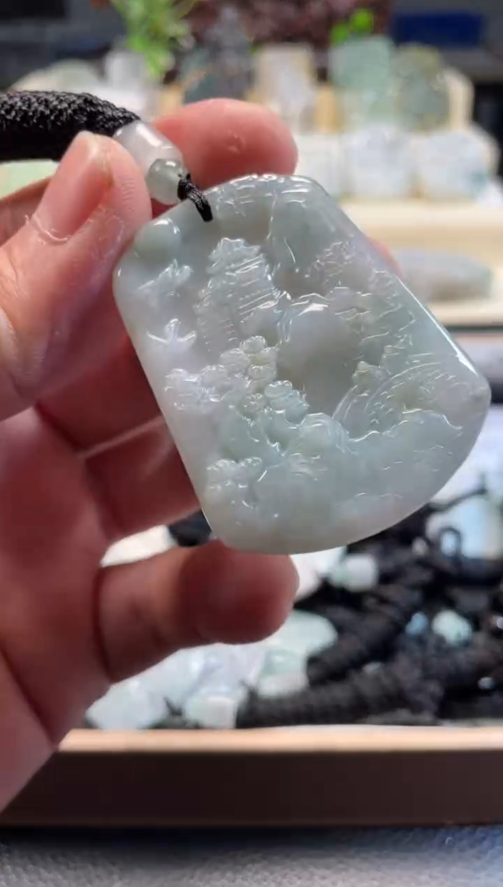 颈饰未镶嵌翡翠11/22/014