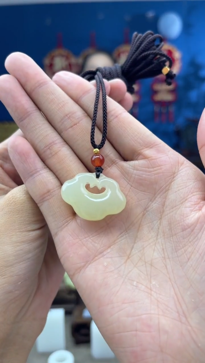 【闪购商品】和田玉颈饰未镶嵌1