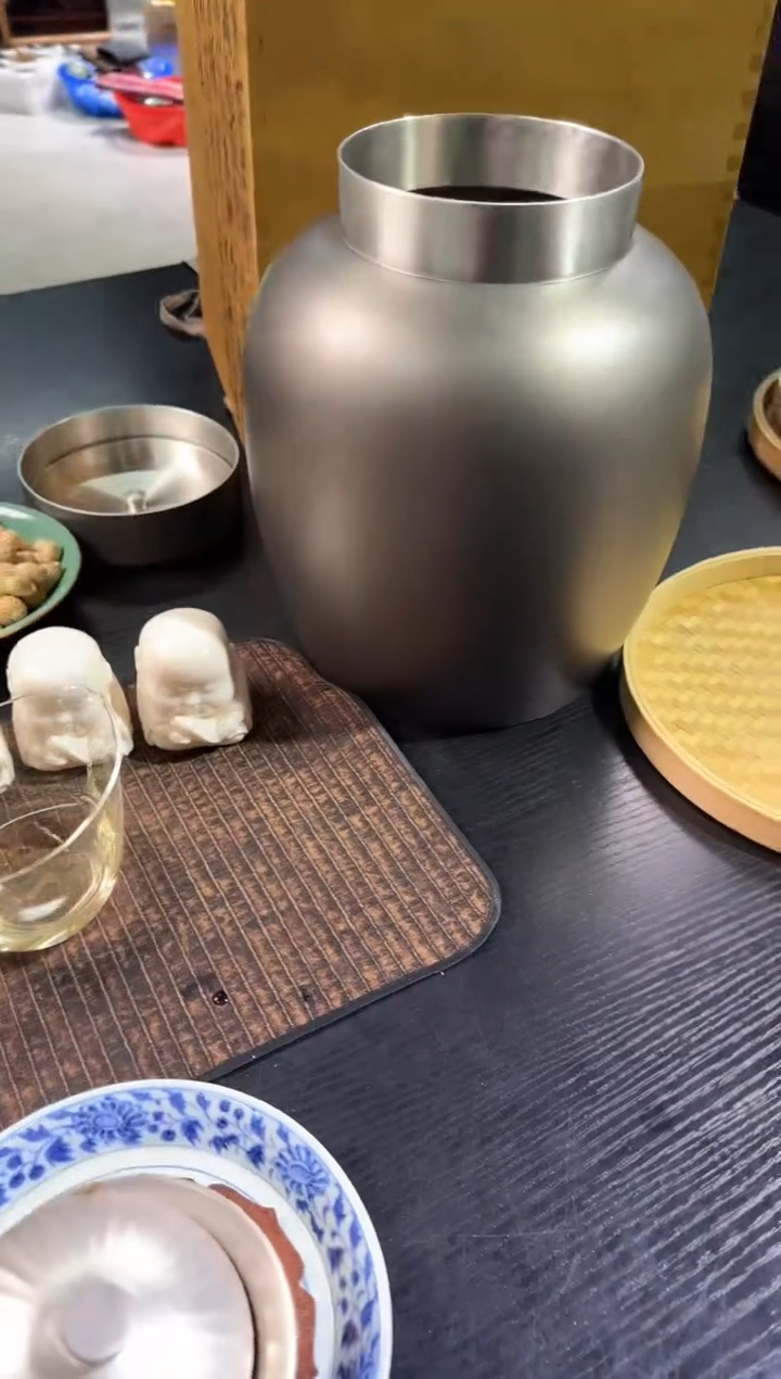 【闪购商品】丰收纪念罐--------------