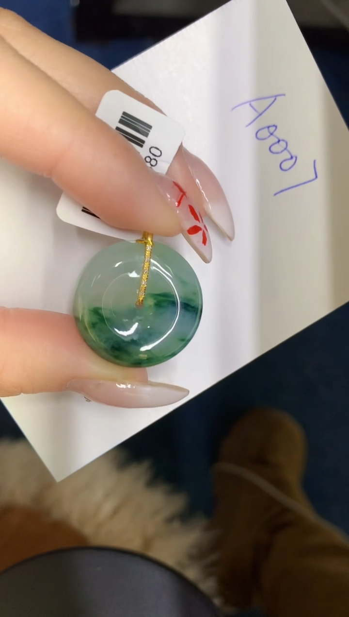 【闪购商品】翡翠颈饰18K金镶嵌0000000000