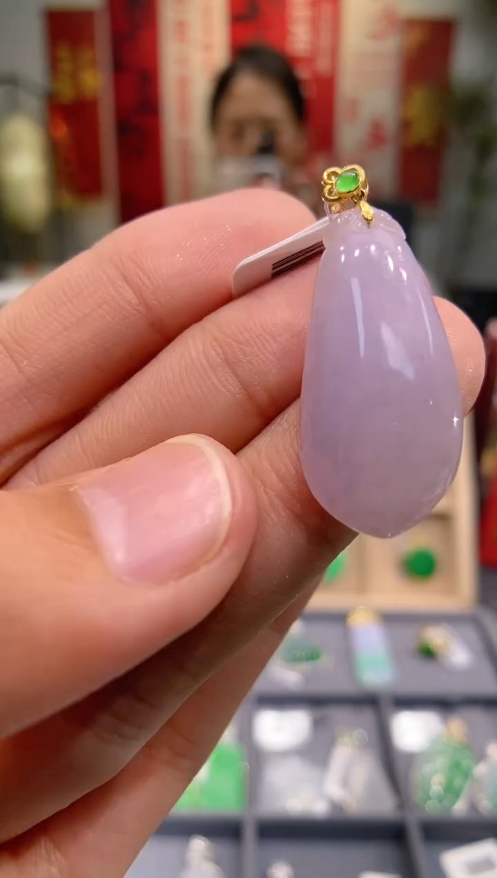 【闪购商品】翡翠吊坠(不含链)18K金镶嵌福瓜