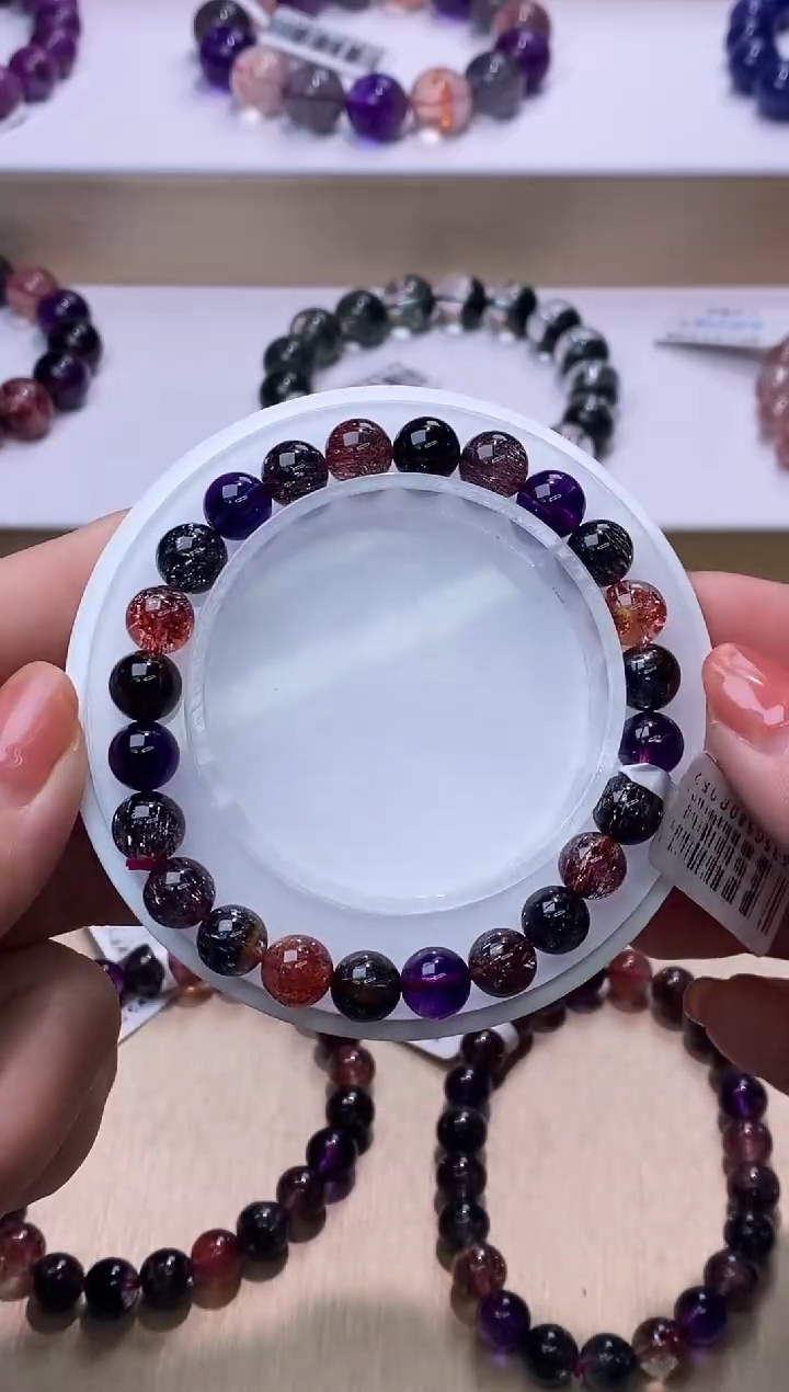 【闪购商品】水晶手链未镶嵌黑加仑超七8m+