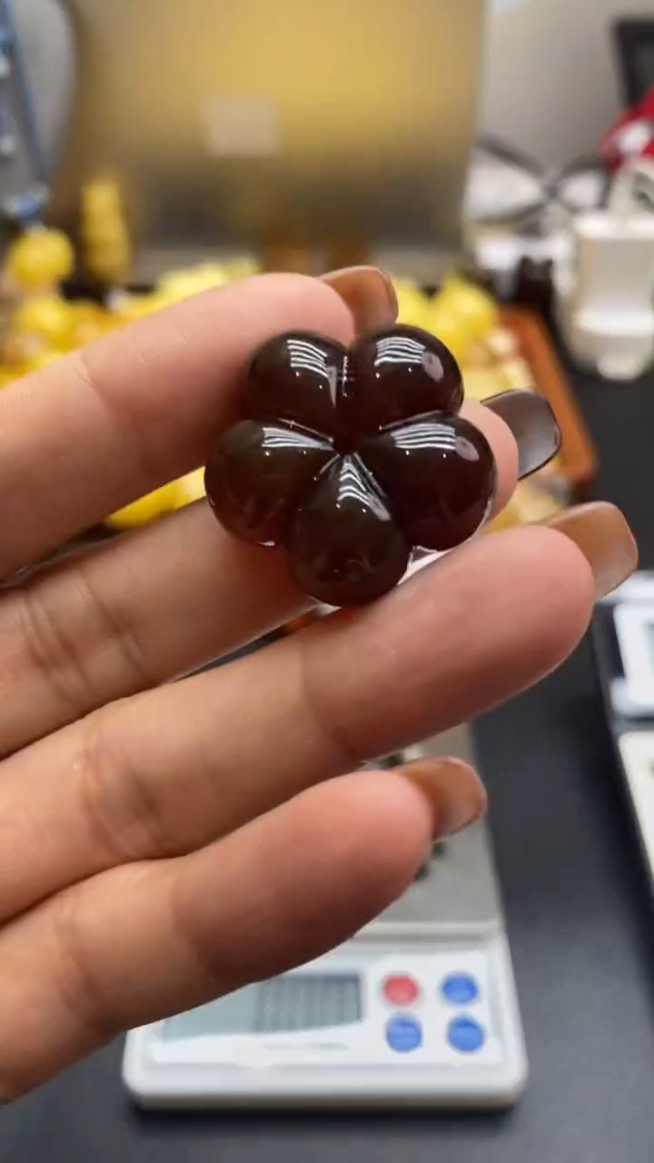 琥珀未镶嵌珠宝奇石120