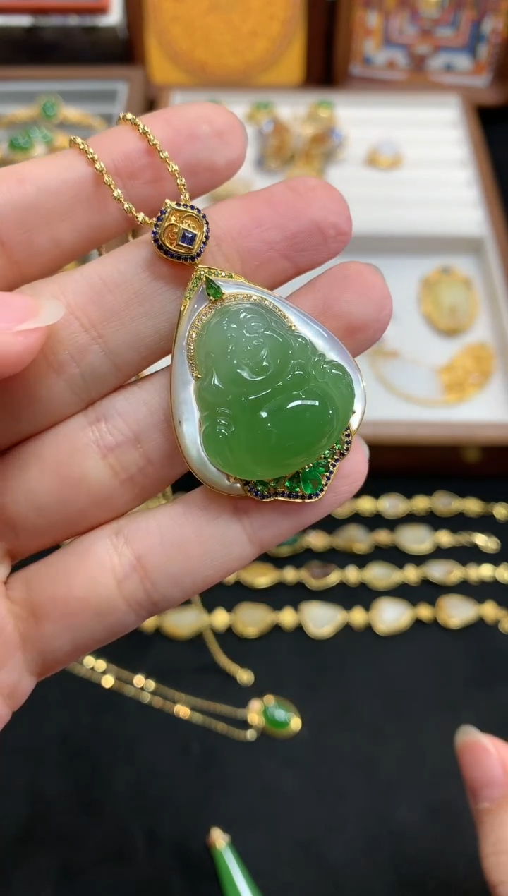 【闪购商品】和田玉吊坠18K金镶嵌W85|9800
