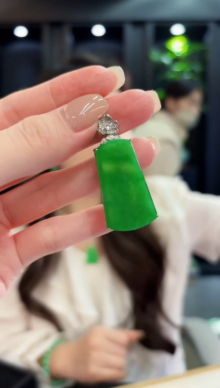 吊坠(不含链)18K金镶嵌翡翠 缅料A货/支持复检/一件