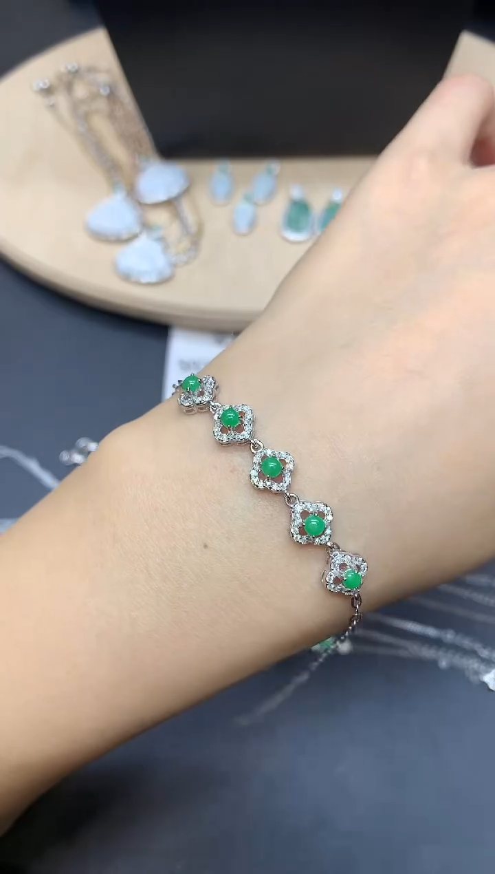 【闪购商品】翡翠手链银S925镶嵌蛋面【无服务费】