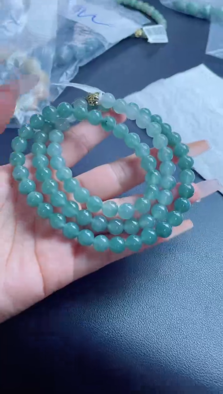 定制翡翠未镶嵌珠串