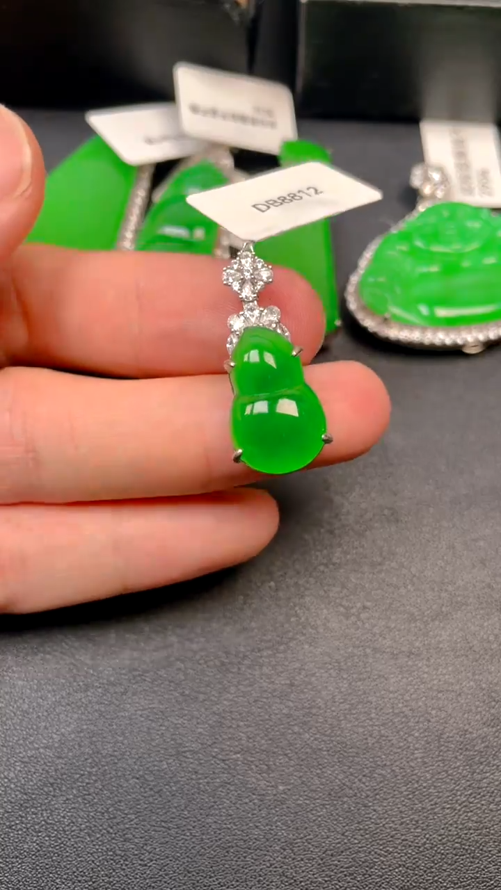 吊坠(不含链)银S925镶嵌翡翠DZ