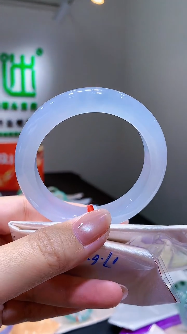 未镶嵌手镯翡翠k34天然A货缅甸翡翠54.3总价17.6万定金2万