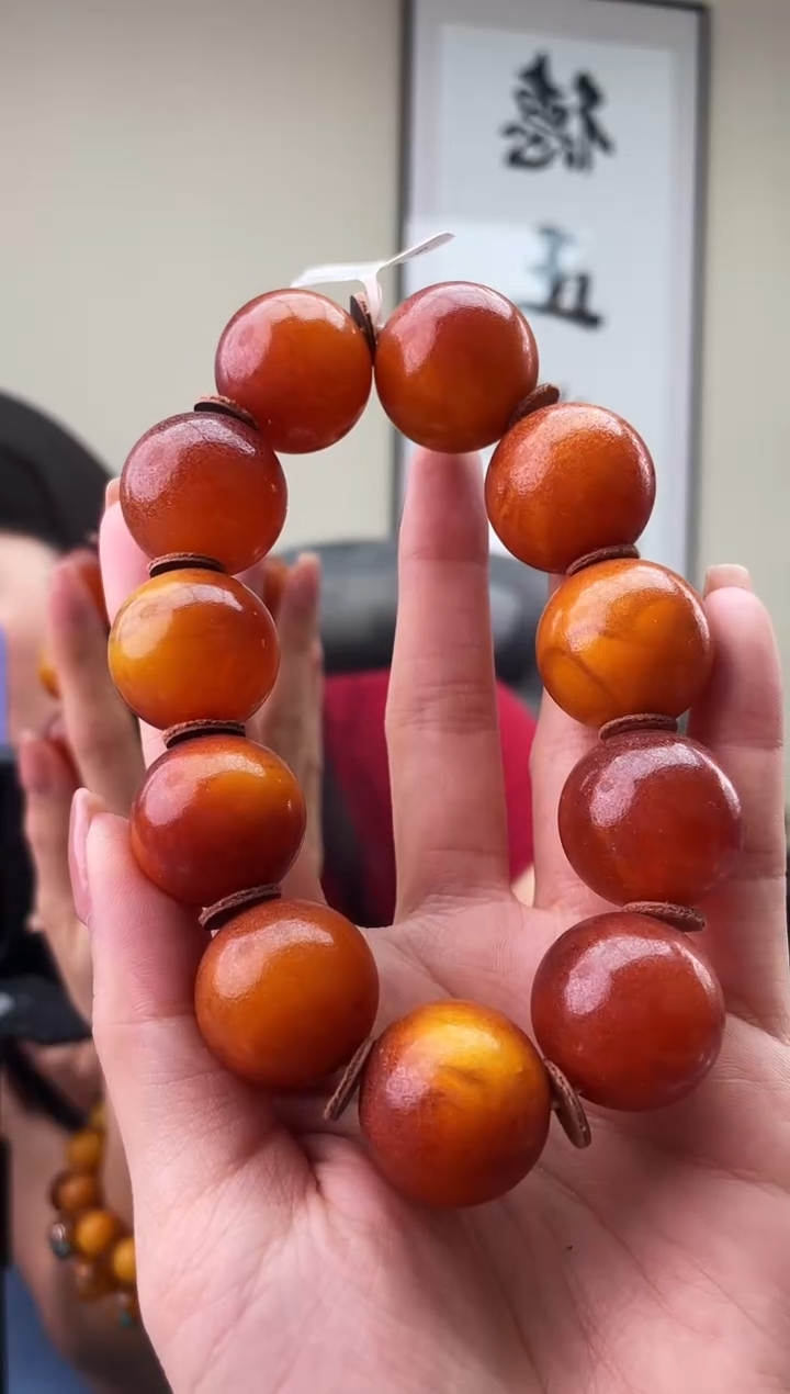 琥珀未镶嵌珠宝奇石T0假一罚十多样性发其一