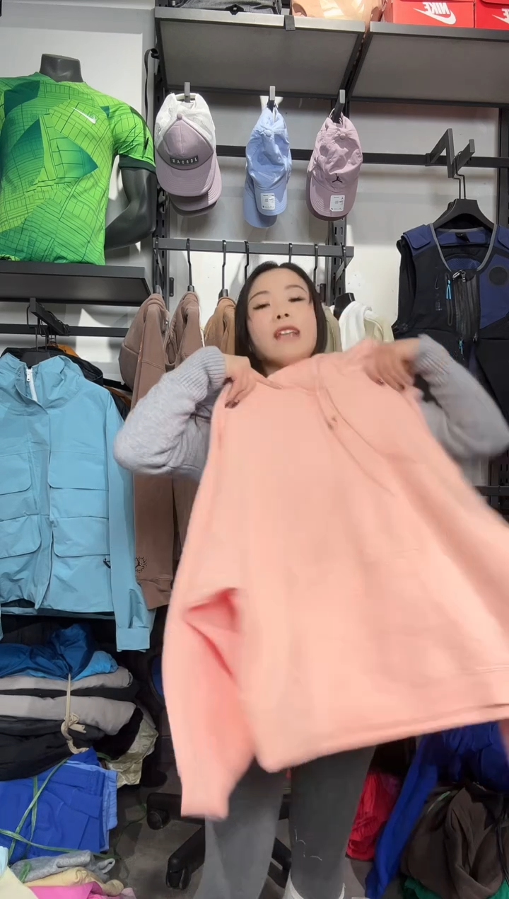 1427 编码 瑕疵款直播间过款为准 尺码 L 165