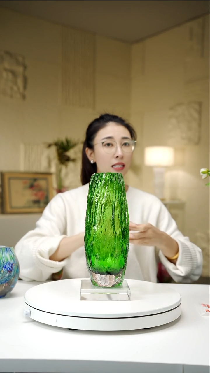手工艺品琉璃祖母绿肌理纹设计款花器大号