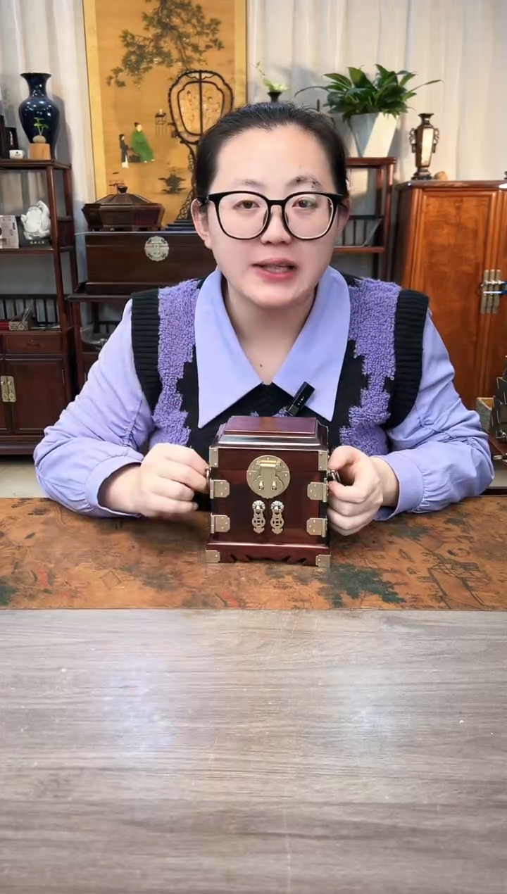 【闪购商品】紫檀木类成套家具小叶紫檀官皮箱14