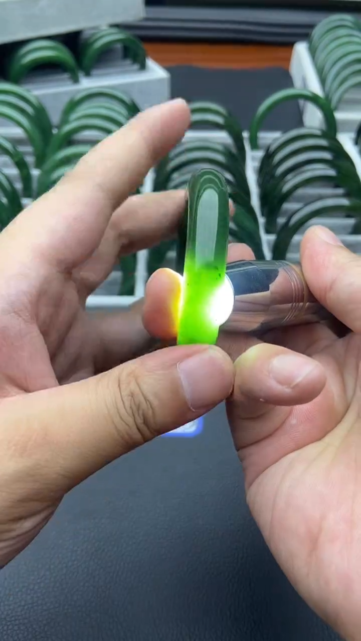 未镶嵌手镯和田玉（碧玉）29-57