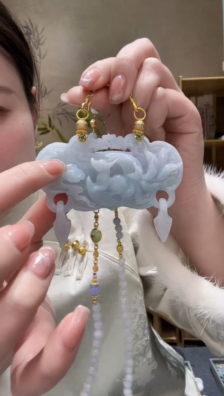 【闪购商品】翡翠颈饰未镶嵌吊坠