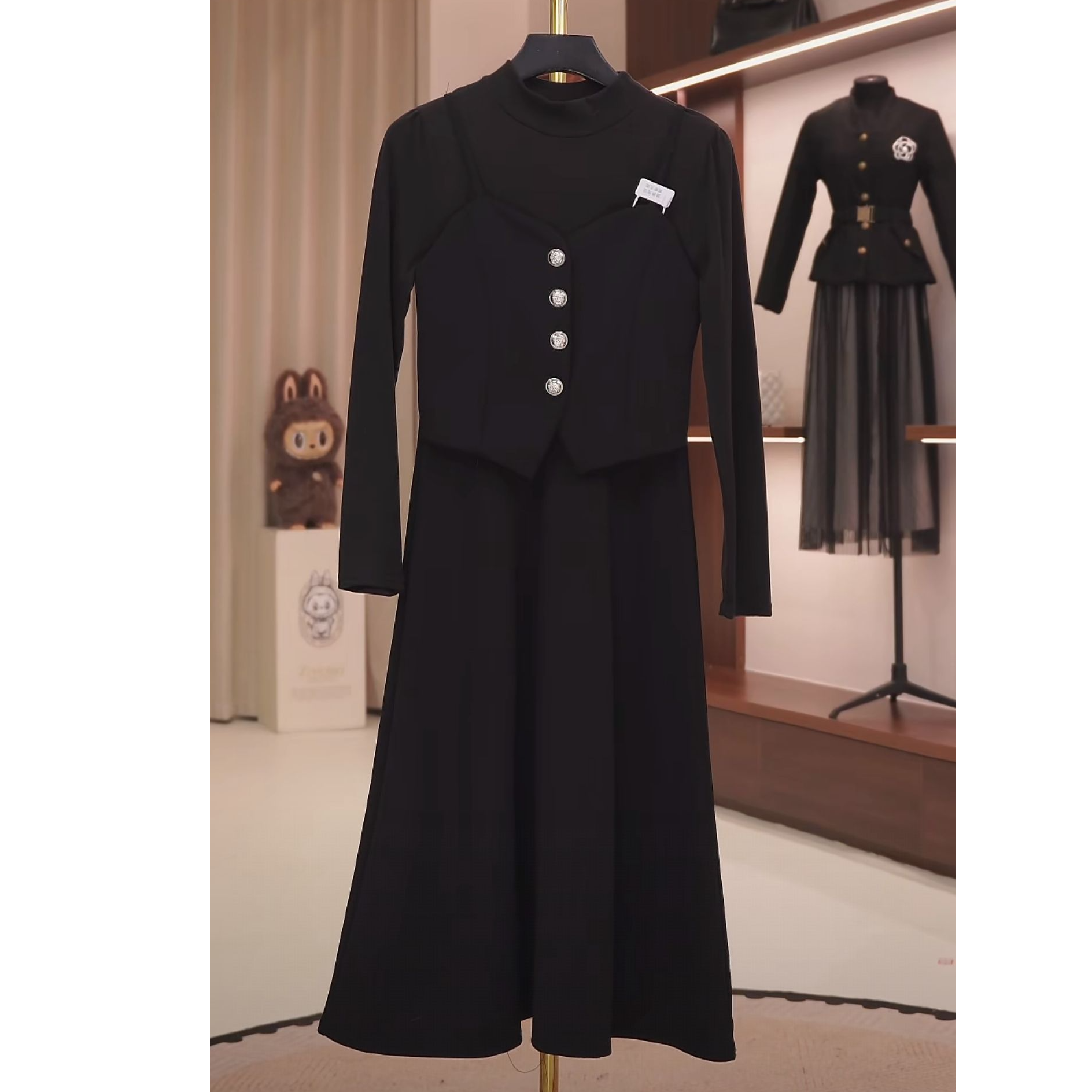 kk197轻奢休闲风针织小黑裙显瘦收腰裙子小香风时尚套装