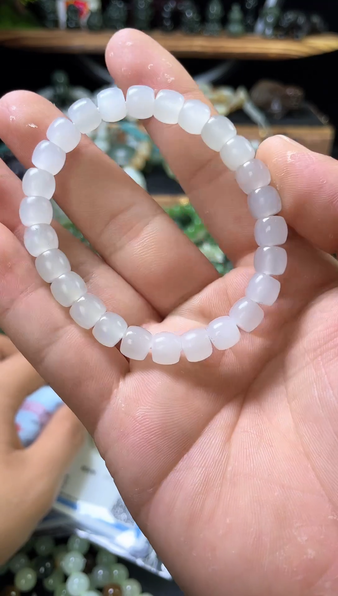 【闪购商品】和田玉手串未镶嵌卡8 高冰白拍2发1