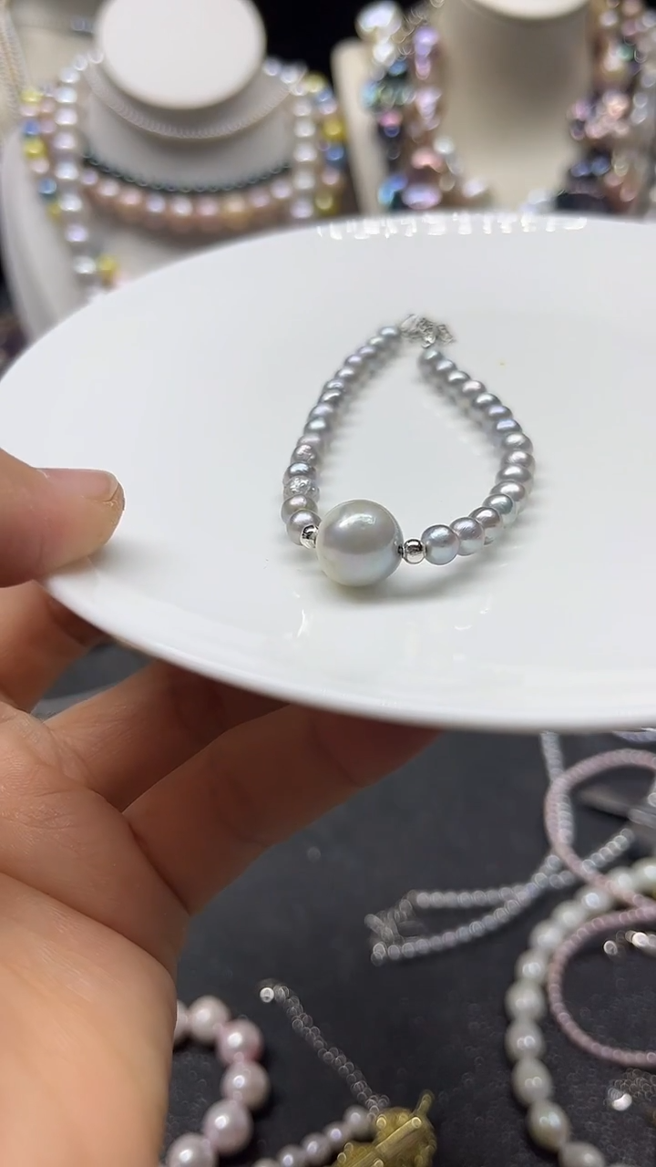颈饰未镶嵌淡水珍珠多人手链