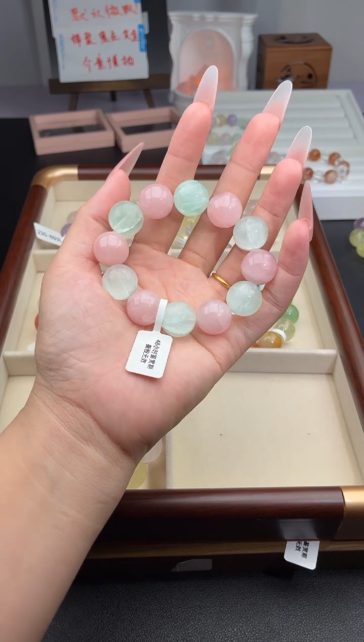 未镶嵌手串水晶231(天然水晶, 默认有瑕疵, 介意者勿拍哦)