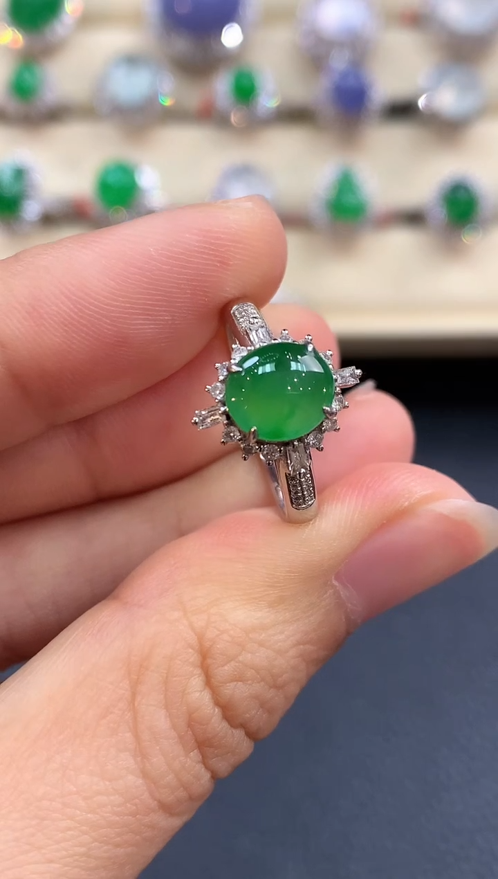 【闪购商品】翡翠戒指18K金镶嵌 B94         