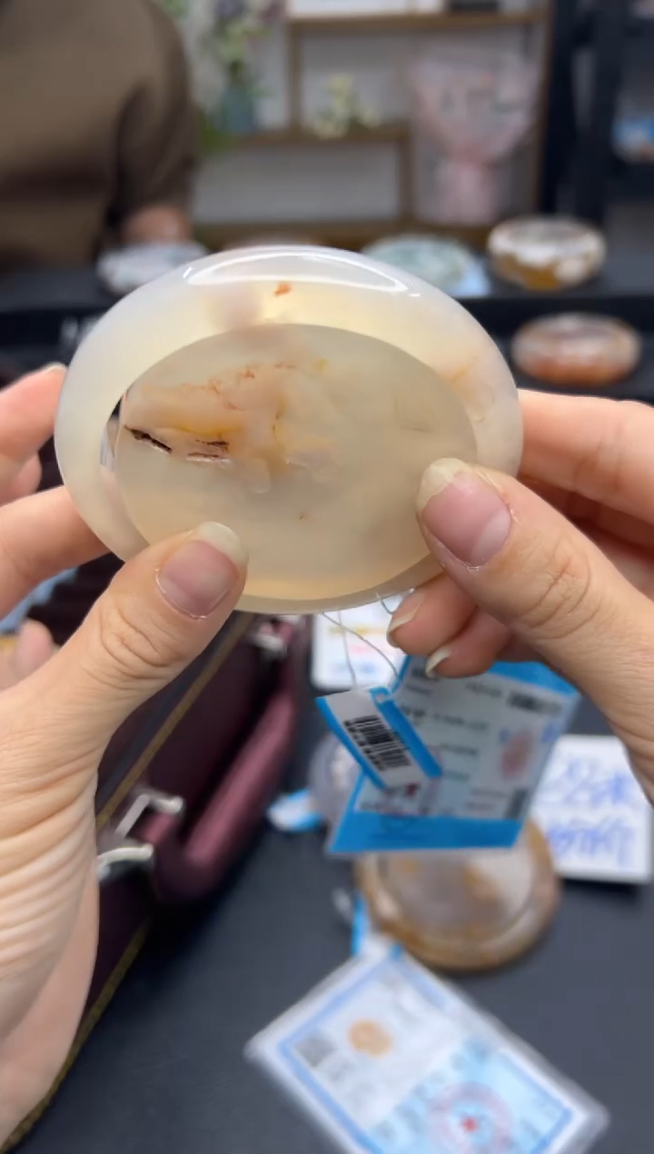 【闪购商品】石英质玉手镯未镶嵌A155(62圈赠送镯心)