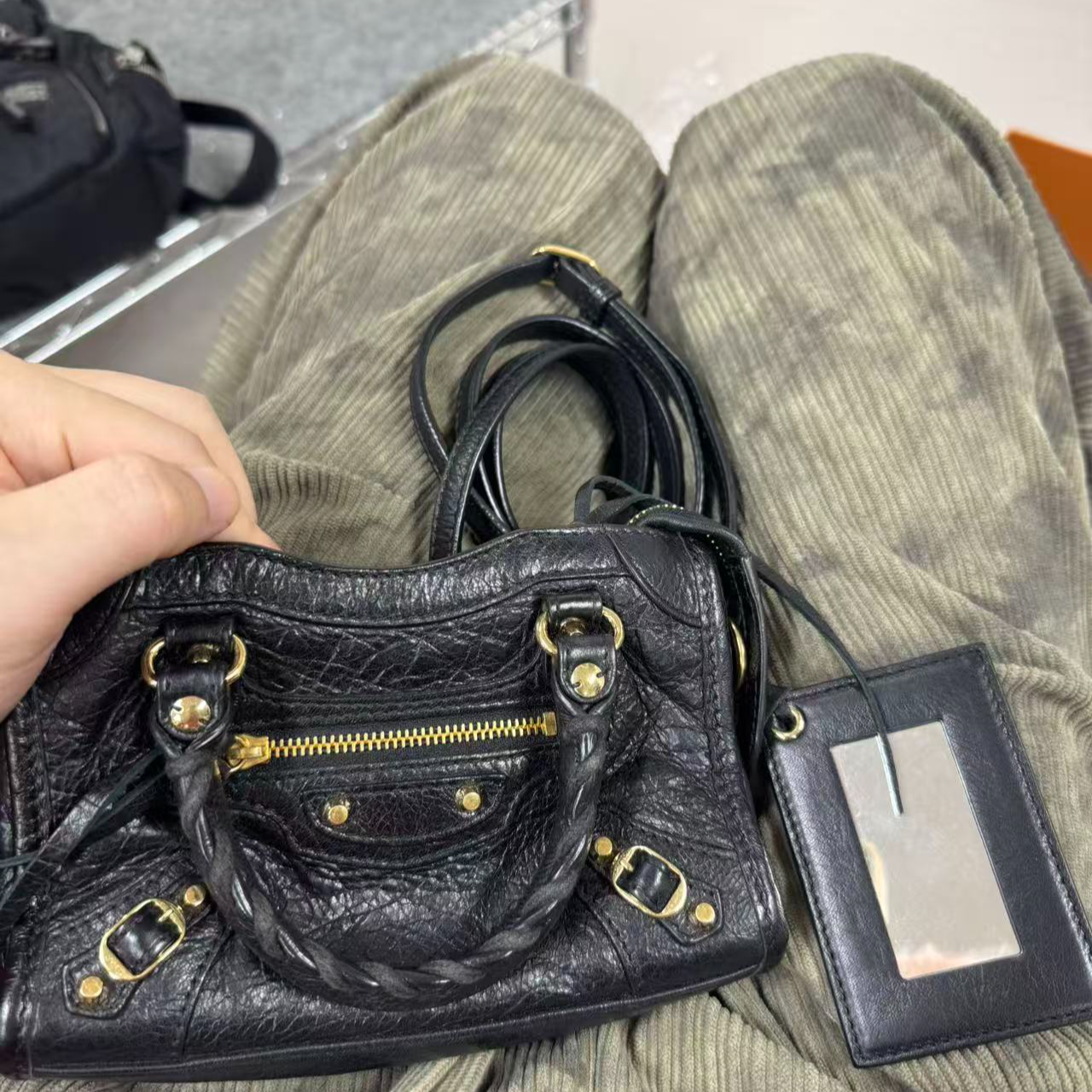 99新 Balenciaga/巴黎世家 坤球奢选巴黎世家黑金nano机车包