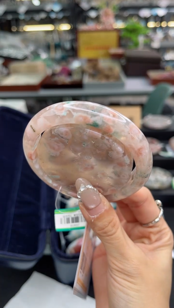 【闪购商品】石英质玉手镯未镶嵌59圈口（赠品镯心）4S9997