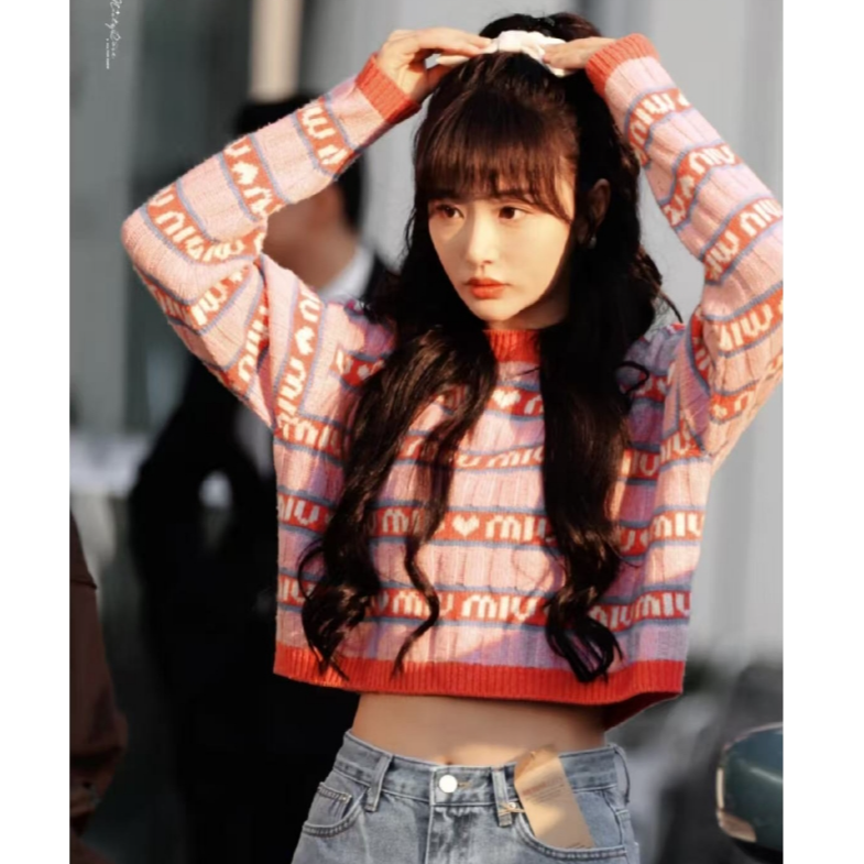 99新 MIU MIU/缪缪 99新 拼色满印花圆领长袖短款毛衣 L码 9416