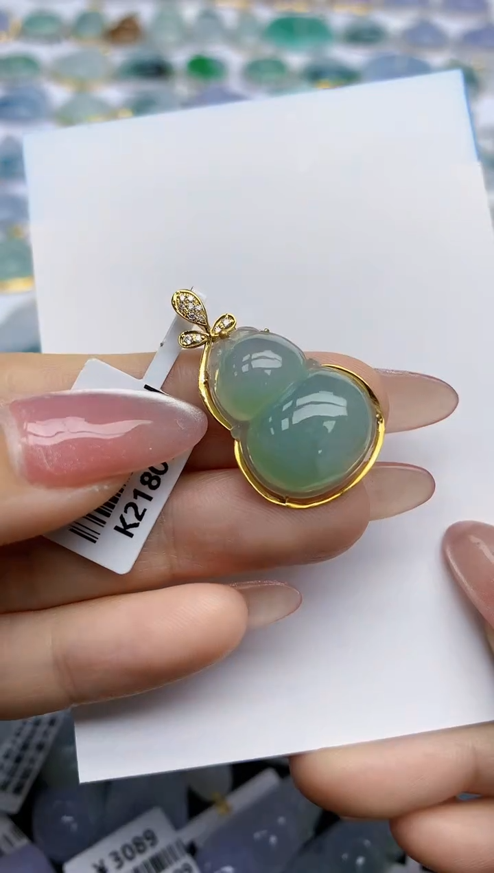 【闪购商品】翡翠挂件18K金镶嵌天然翡翠A货