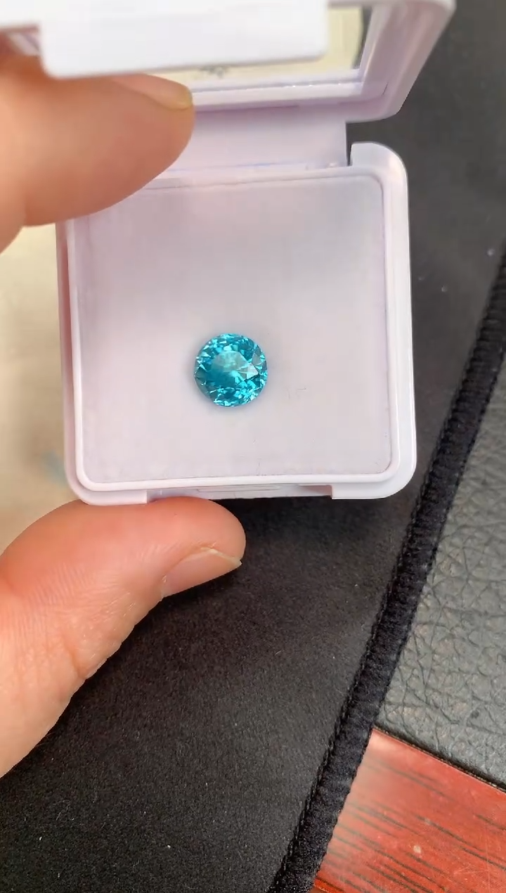 【闪购商品】锆石裸石未镶嵌      4.04ct