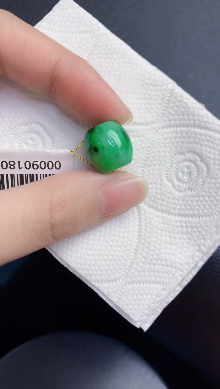 颈饰未镶嵌翡翠天然翡翠缅甸A货