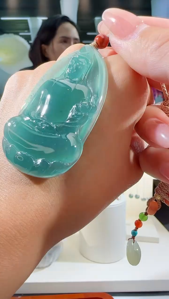 【闪购商品】翡翠吊坠(不含链)未镶嵌观音