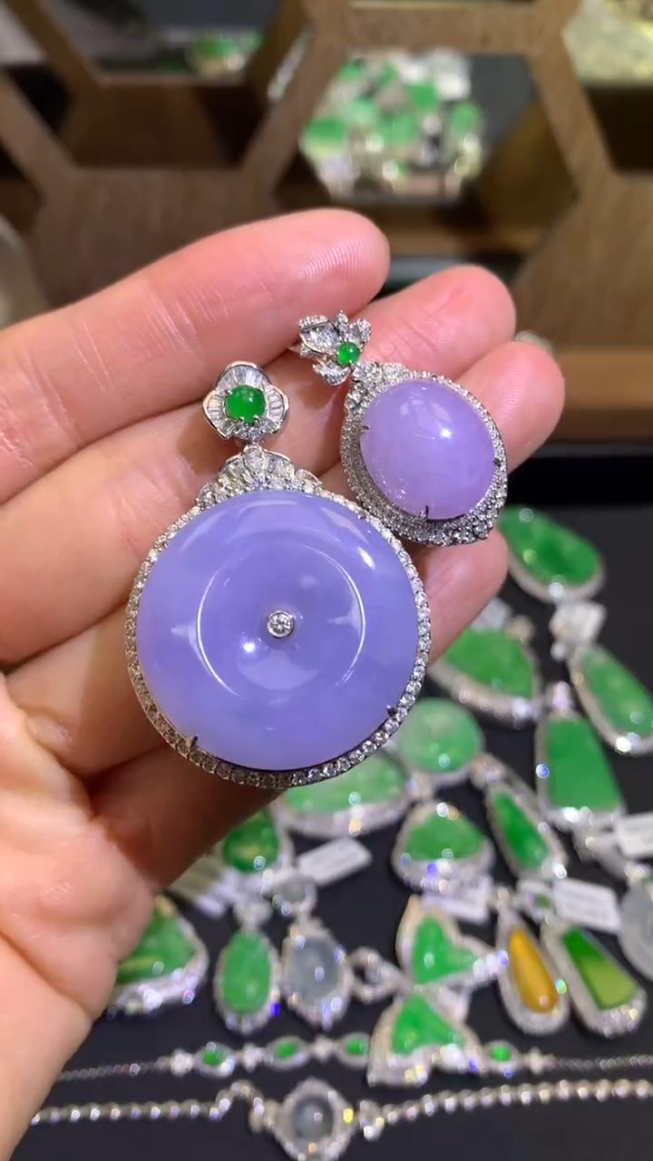 【闪购商品】翡翠吊坠(不含链)18K金镶嵌吊坠