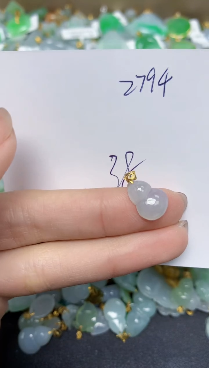 【闪购商品】翡翠颈饰18K金镶嵌天然翡翠A货