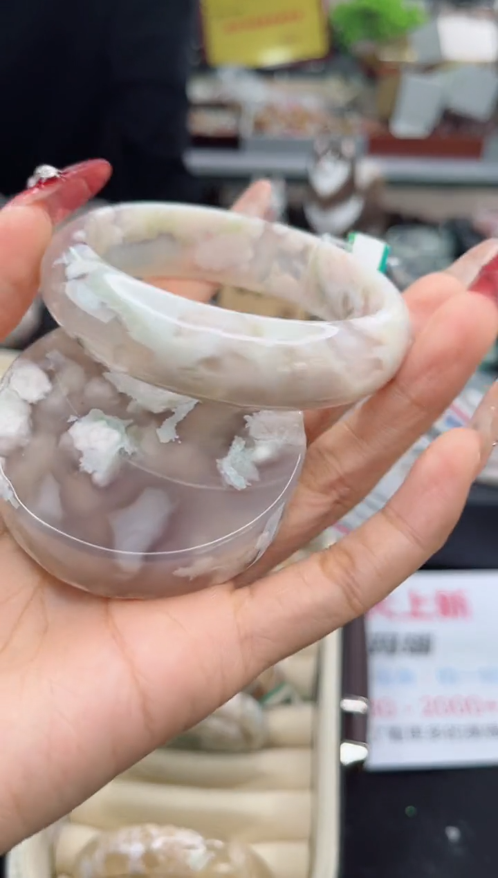 【闪购商品】石英质玉手镯未镶嵌60圈口（赠品镯心）6571418