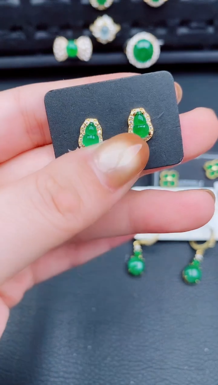 【闪购商品】翡翠耳饰银S925镶嵌天然a货翡翠370