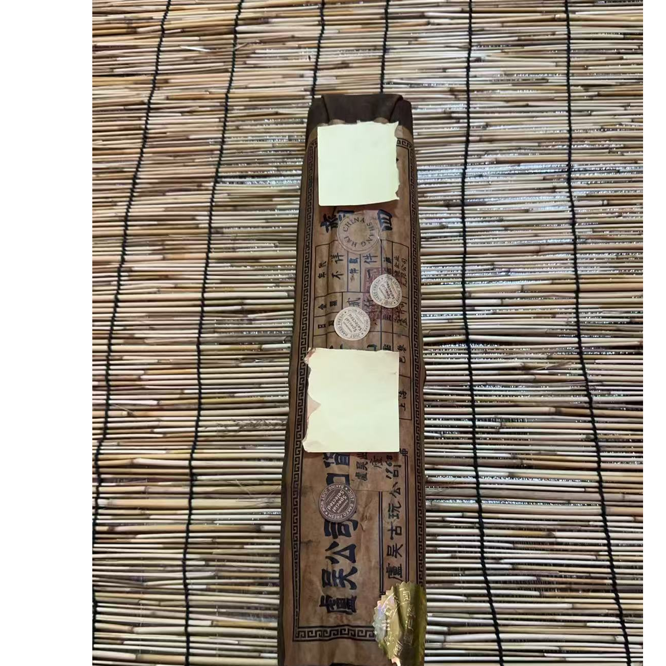 精美20齐皮包搭配四幅装饰画