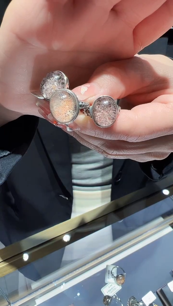 【闪购商品】水晶戒指银S925镶嵌58【】多样性发一