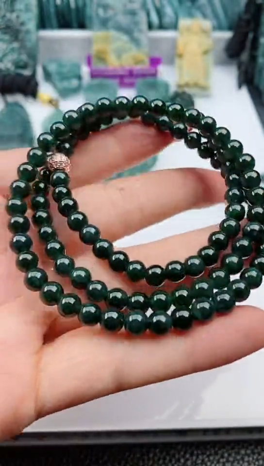 【闪购商品】翡翠颈饰未镶嵌               