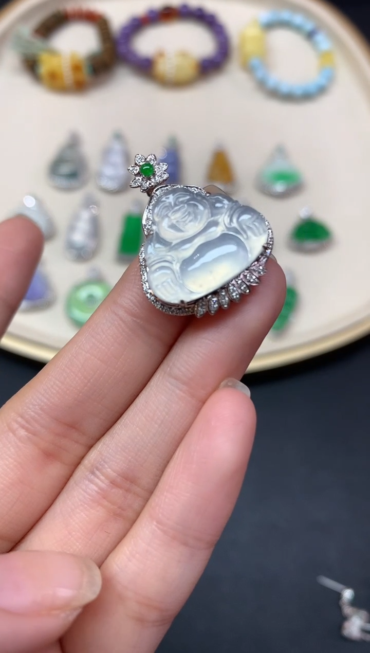 【闪购商品】翡翠吊坠(不含链)18K金镶嵌吊坠A26|5980