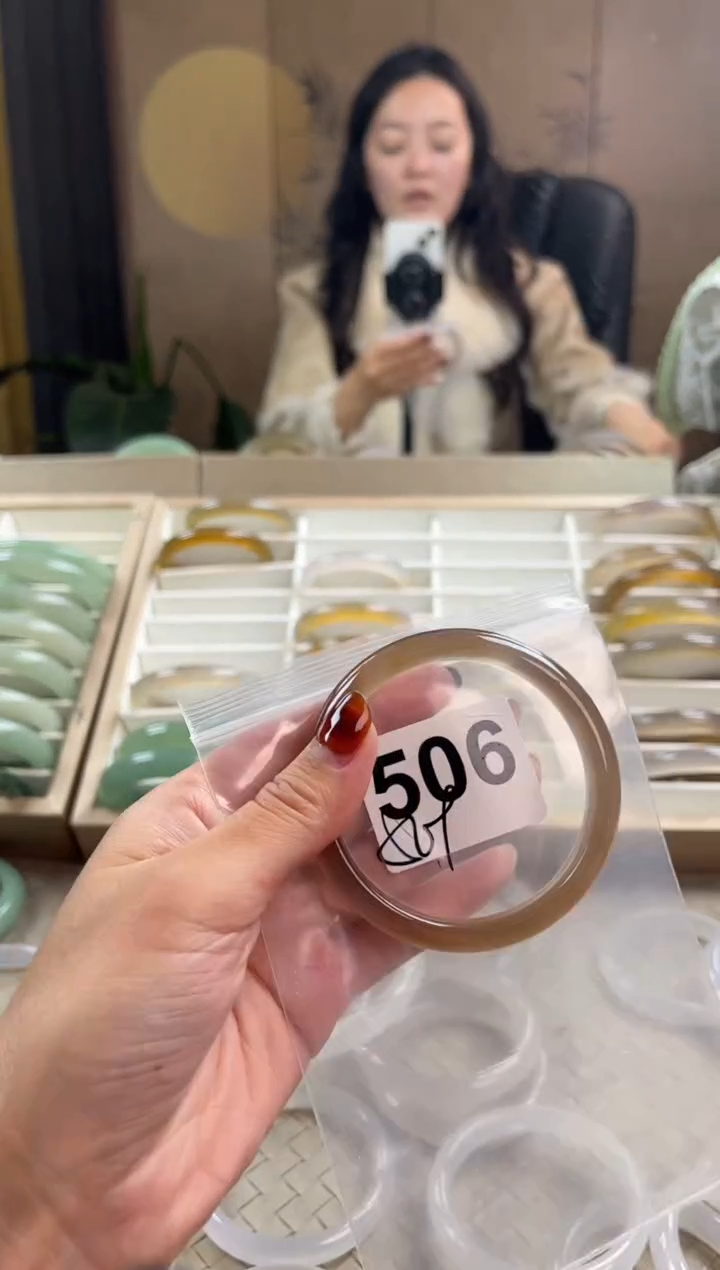 手镯玛瑙/玉髓未镶嵌506